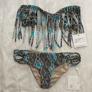 NWT Acacia Barcelona Fringe Bikini set Size Medium